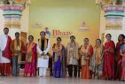 Hema Malini and Sri Sri Ravishankar Guruji give away Kala Sarathi Awards at Art of Living International Centre